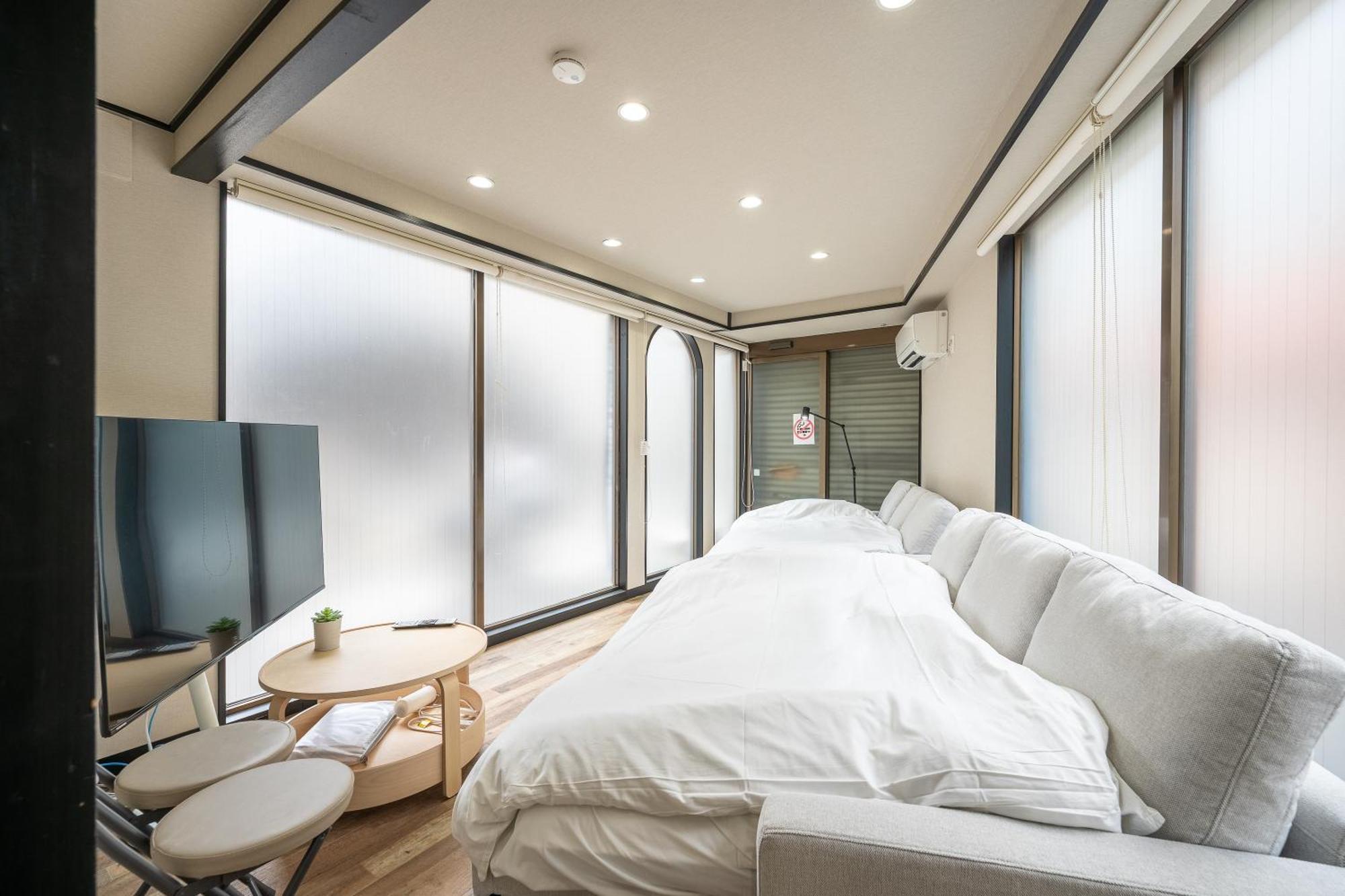 Familia Heiwajima Apartment *