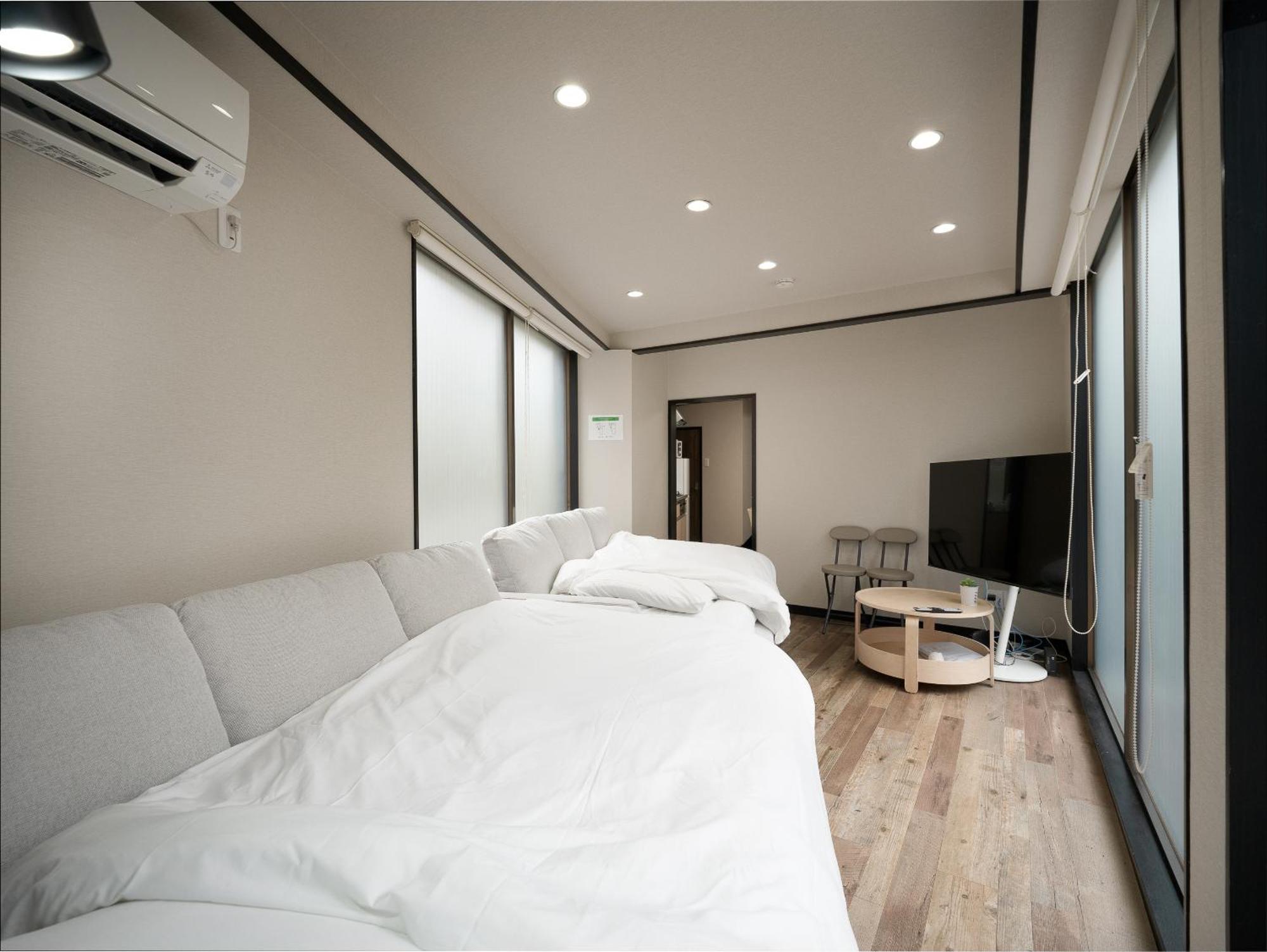 Familia Heiwajima Apartment